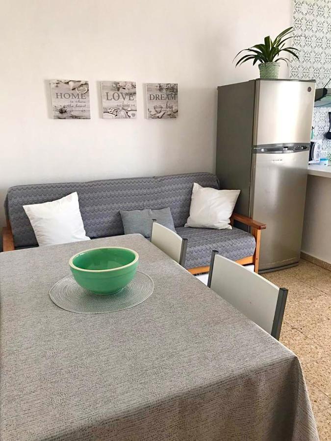 Apt Calmacabana A 50M Dal Mare Apartment Es Pujols Luaran gambar