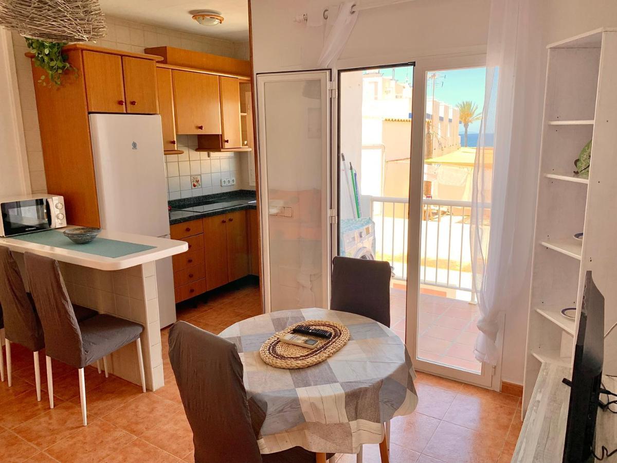 Apt Calmacabana A 50M Dal Mare Apartment Es Pujols Luaran gambar